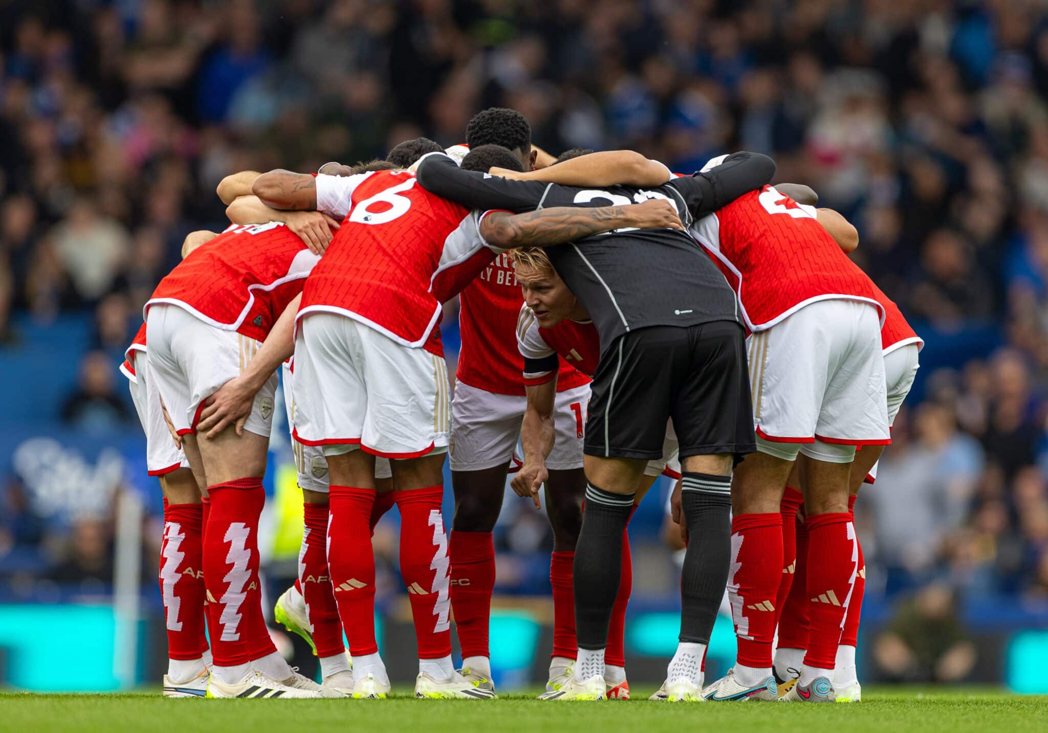 arsenal back in the ucl live